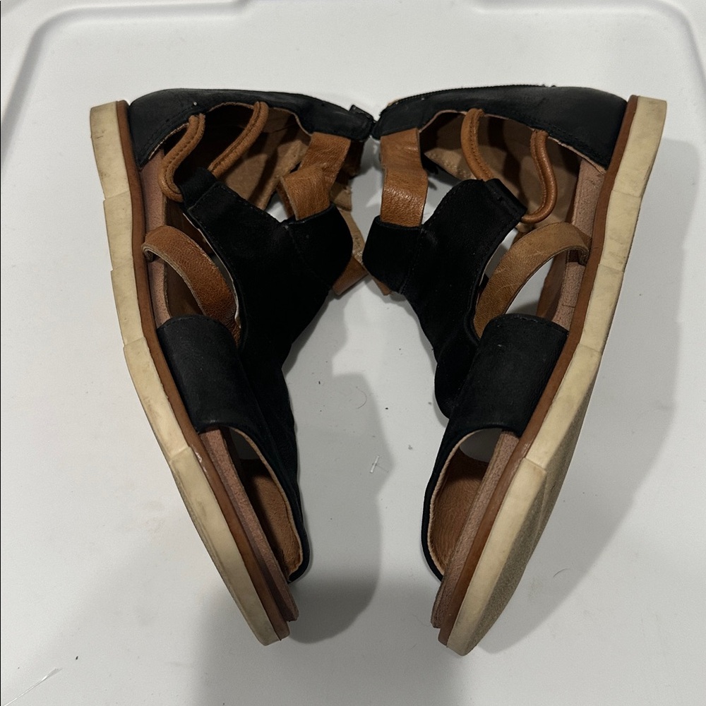 Miz Mooz Two-Tone Black and Tan Strappy Leather Sandals - Picture 4 of 10